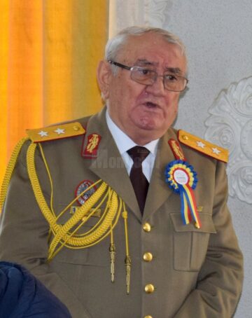 Inițiatorii Proiectului ansamblului monumental al elitelor din Fălticeni au primit titlul de Cetățean de Onoare