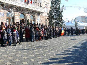 La Fălticeni a fost inaugurat grupul statuar „Altarul Eroilor”