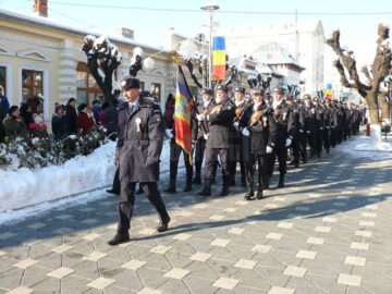 La Fălticeni a fost inaugurat grupul statuar „Altarul Eroilor”