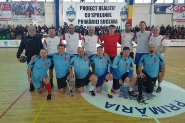 Profesorii de la LPS s-au întrecut pe terenul de sport, în cadrul evenimentului caritabil organizat ieri