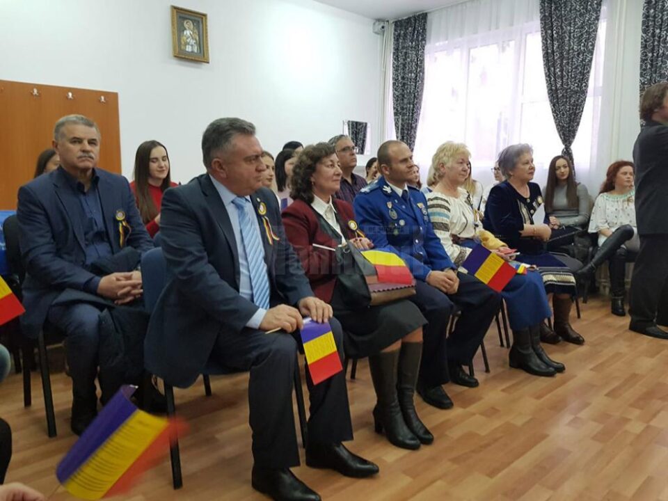 Evenimentele istorice din urmă cu o sută de ani, sărbătorite la Școala Postliceală Sanitară de Stat