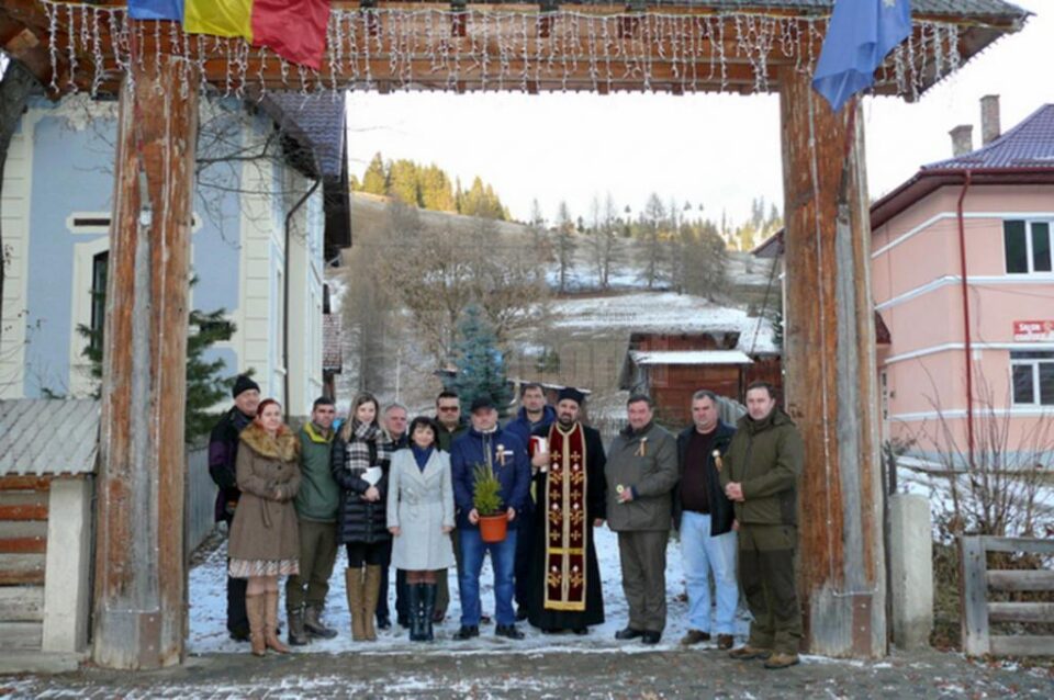 Pomul de Crăciun din capitala Republicii Moldova, oferit de Direcția Silvică Suceava