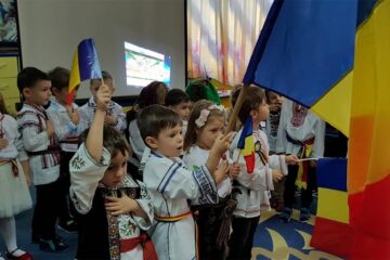 „România, la mulți ani!”