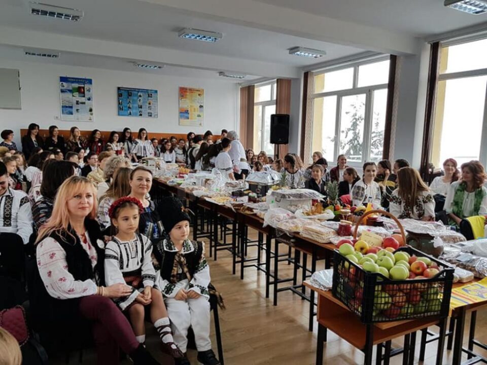 „O gustare sănătoasă în An Centenar”, la Școala Gimnazială „Bogdan Vodă”