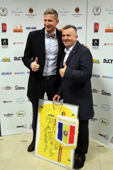 Peste 54.000 de lei, strânși pentru Valentin Rusu, la Gala „Top 10 Suceveni”, ediția a VII-a. Foto: Ștefan Macedon Gheorghiță
