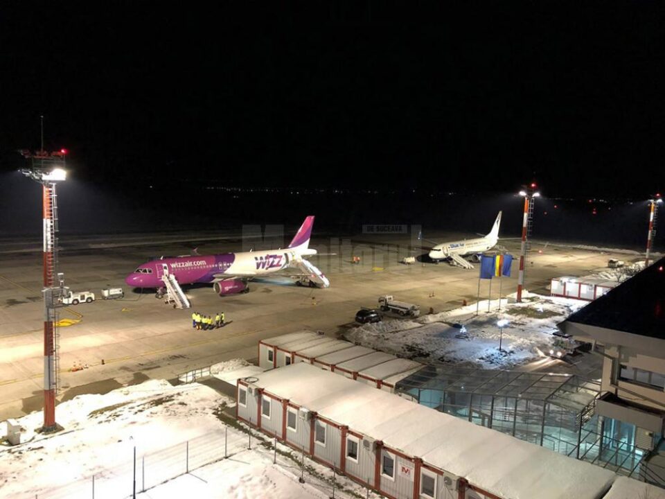 Mai multe curse aeriene ale Wizz Air și Blue Air care nu au putut ateriza la Iași au ajuns la Suceava Mai multe curse aeriene ale Wizz Air și Blue Air care nu au putut ateriza la Iași au ajuns la Suceava