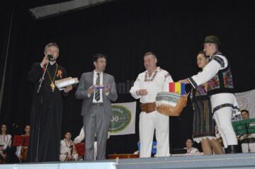 Ansamblul „Plaiurile Dornelor”, ambasador al Centenarului Marii Uniri în Italia