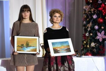 Peste 54.000 de lei, strânși pentru Valentin Rusu, la Gala „Top 10 Suceveni”, ediția a VII-a. Foto: Ștefan Macedon Gheorghiță