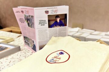 Peste 54.000 de lei, strânși pentru Valentin Rusu, la Gala „Top 10 Suceveni”, ediția a VII-a. Foto: Ștefan Macedon Gheorghiță
