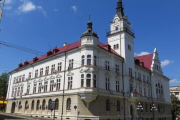 Dezbaterea publică va avea loc la Prefectură