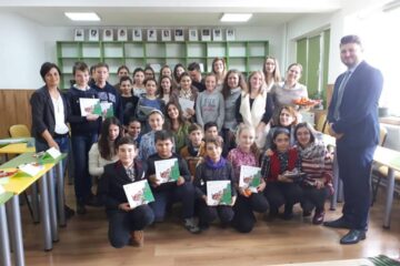 Povești englezești, traduse de studenții USV, pentru elevii de la Dumbrăveni