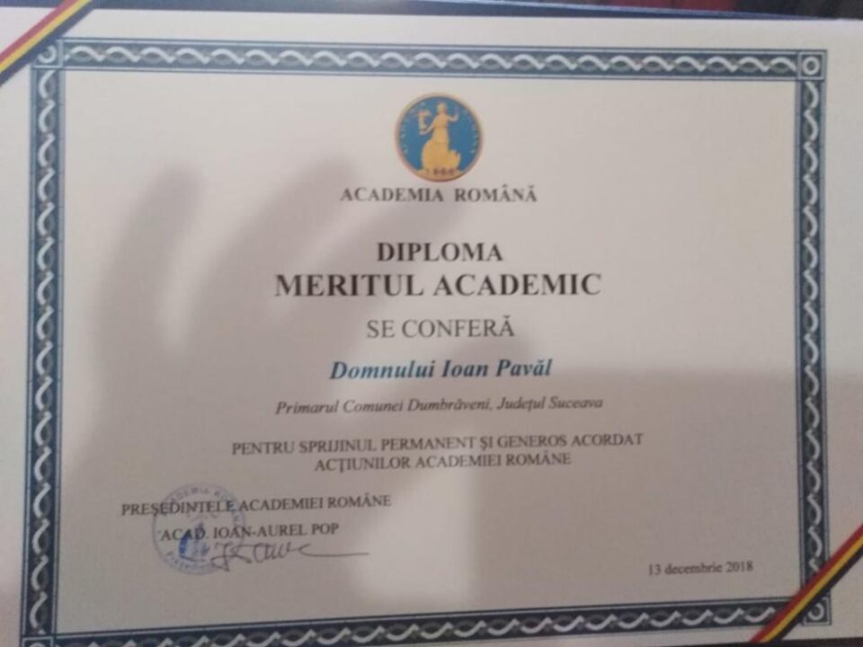 Ioan Pavăl a primit diploma Meritul Academic din partea Academiei Române