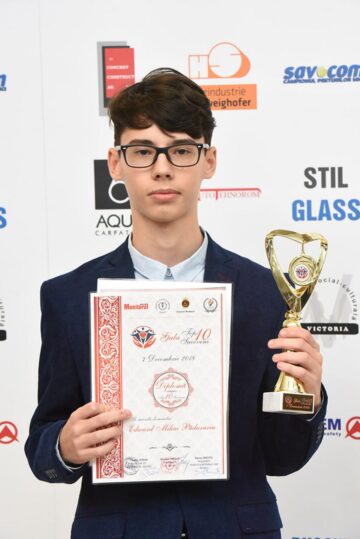 Edward Mihai Pădurariu s-a numărat printre laureații Galei "Top 10 Suceveni" 2018. Foto: Ștefan Macedon Gheorghiță