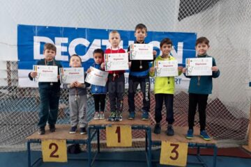 Podiumul celor mai mici dintre atleții de la Cupa "Moș Crăciun", Prichindeii