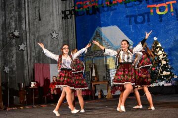 Spectacolul caritabil „Crăciunul e pentru toți”