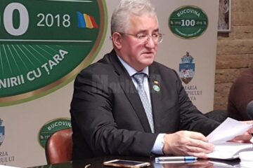 „Este un gest de respect al meu pentru suceveni de a face aceste urări de Revelion în fiecare an, să fiu prezent alături de ei la o manifestare dedicată lor”, a declarat edilul sucevean