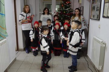 Clasa pregătitoare „Curioșii” de la Școala Primară ”Sf. Ioan cel Nou de la Suceava”