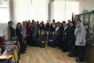 Gest de recunoștință pentru foștii profesori ai Colegiului Tehnic ”Al.I. Cuza”