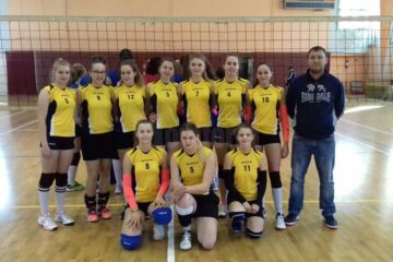 Echipa de volei junioare I LPS Suceava, antrenor Vasile Moșuc