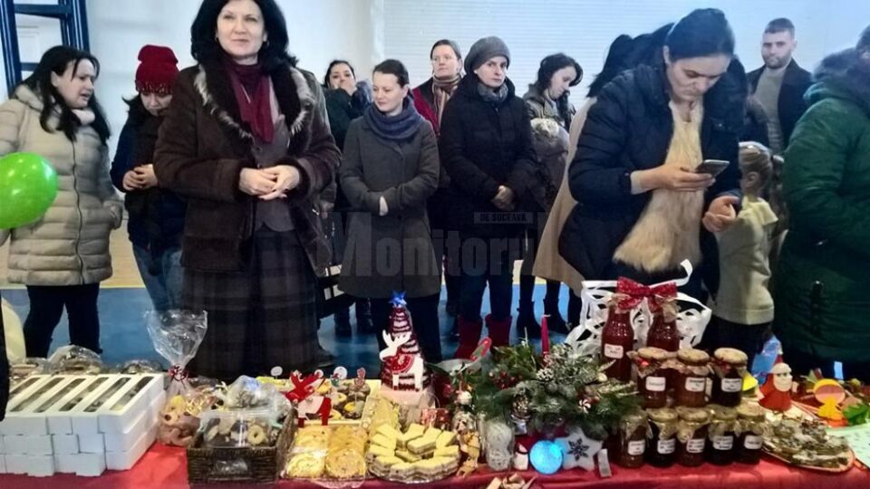 Copii și părinți s-au transformat în comercianți entuziaști pentru o cauză bună