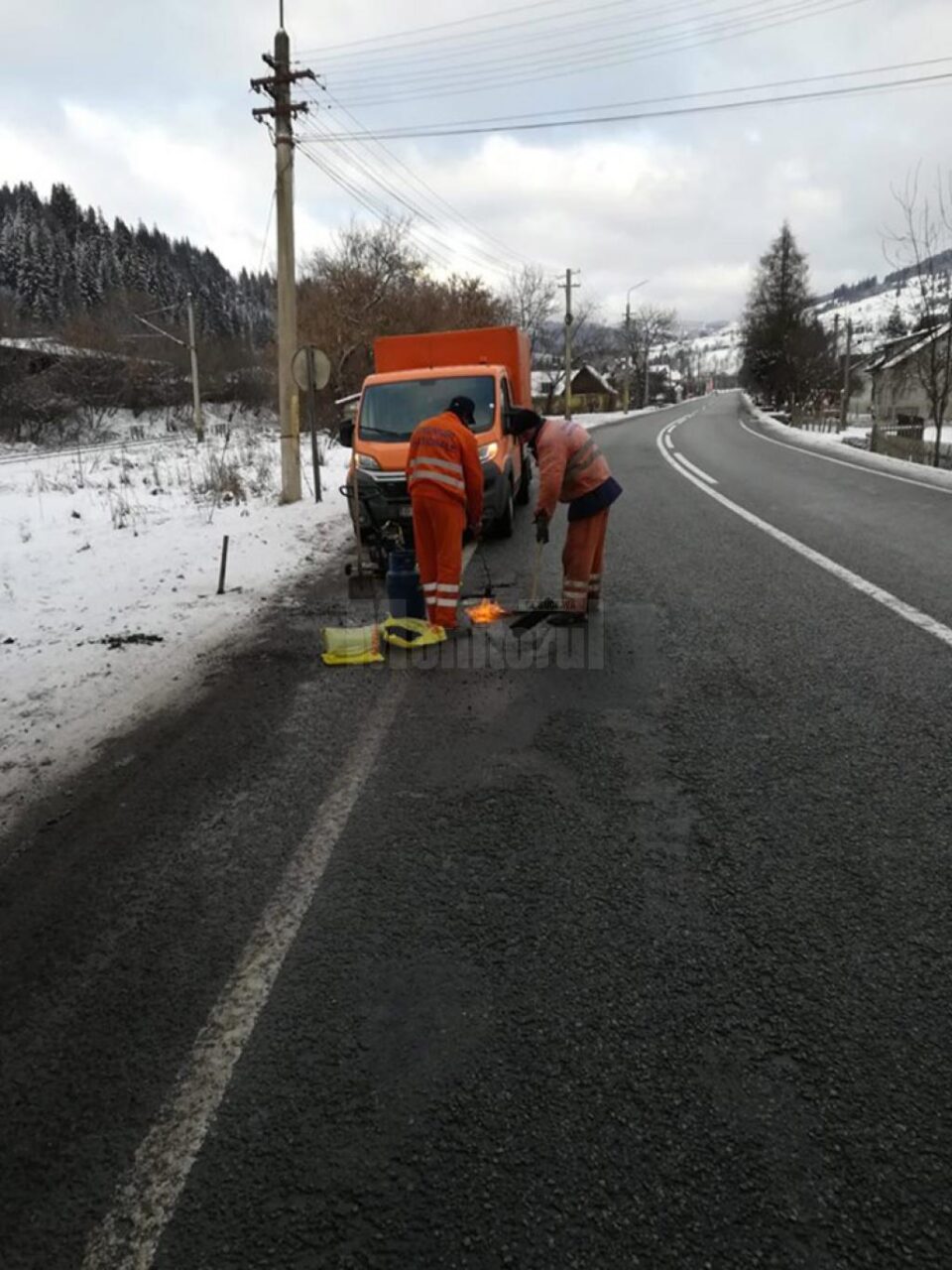 Intervenții punctuale de plombare a gropilor