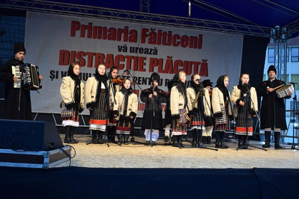 Festivalul de cântece, datini și obiceiuri „Sfântă-i brazda plugului”
