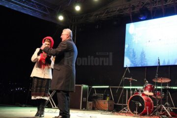 Primarul Ion Lungu și Andra Matei, la trecerea în Noul An