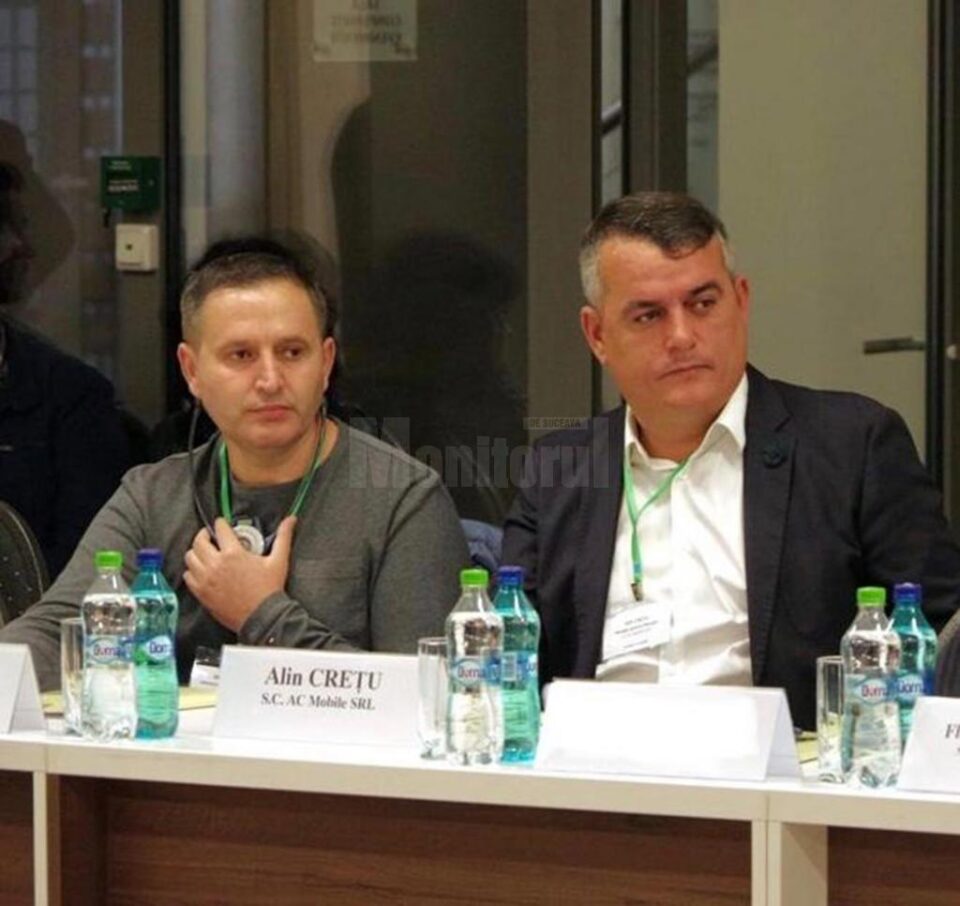 Alin Crețu (dreapta), președintele Asociației Transportatorilor de Mărfuri Bucovina