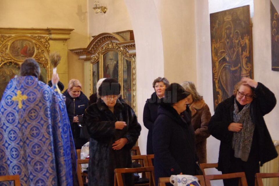 Armenii din Suceava au sărbătorit ieri Crăciunul și Boboteaza