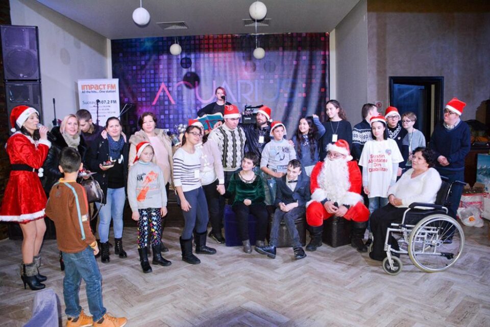 „Sunet de pași”, album semnat de „micul poet” din Câmpulung Moldovenesc, Sebastian Crăciun, și Armin Ivan