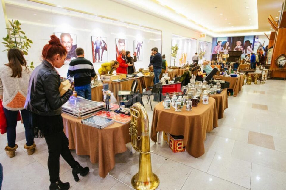 Târgul de Antichități la Iulius Mall Suceava