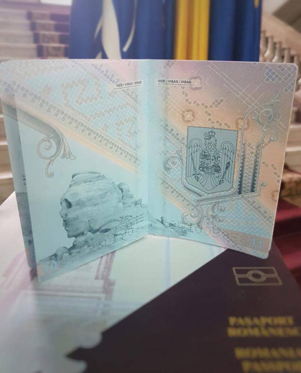 Cetatea Sucevei, element de siguranță în noile pașapoarte, din 2019