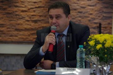 Giani Leonte: "Situația este anormală, ținând cont că mare parte din directori au activitate de predare"
