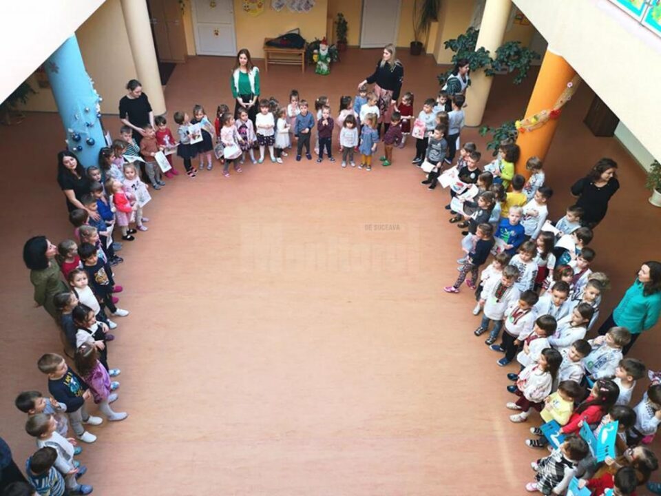 „De ziua ta, Mărite Eminescu…”, acțiune la Grădinița și Școala Primară „Sfântul Ioan cel Nou”