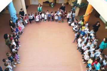 „De ziua ta, Mărite Eminescu…”, acțiune la Grădinița și Școala Primară „Sfântul Ioan cel Nou”