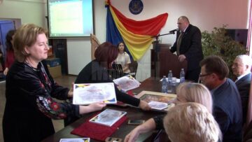 Diplome și distincții pentru invitați
