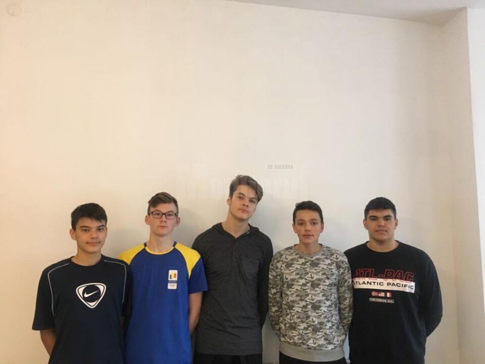 Cinci din cei șapte handbaliști de la Universitatea Suceava care au participat la programul Plan Talent Cinci din cei șapte handbaliști de la Universitatea Suceava care au participat la programul Plan Talent