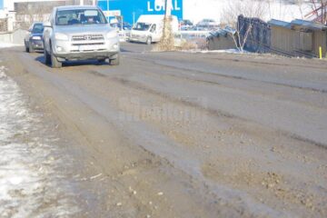 Circulație dezastruoasă prin Șcheia, pe centura ocolitoare a Sucevei