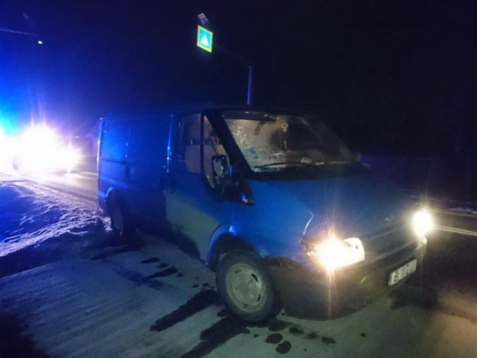 Mașina implicată în accident. Foto: Monitorul de Botoșani Mașina implicată în accident. Foto: Monitorul de Botoșani