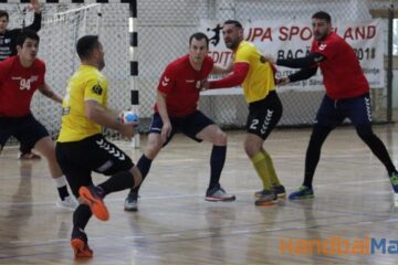 Universitarii au disputat și al doilea meci de pregătire cu CSM Focșani. Foto: HandbalMania.ro