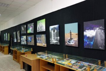 Momente emoționante la expoziția de grafică digitală „Îngeri pentru înger”, la Biblioteca Bucovinei