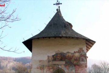 Biserica Patrauti