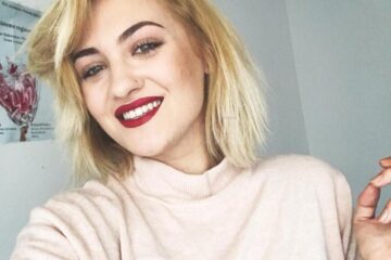 Regizorul spectacolului, Diana Udrea