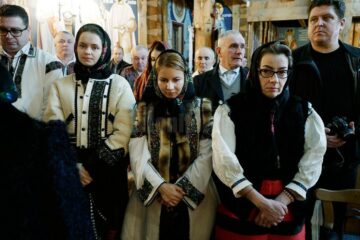 Echipa "10 pentru folclor" din Suceava, invitată în Maramureș