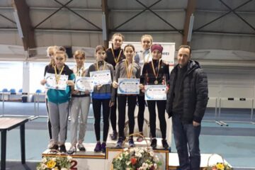 Antrenorul Silviu Casandra și ștafeta feminină de 4x400 metri