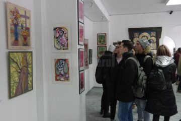 25 de artiști, membri ai Filialei Suceava a Uniunii Artiștilor Plastici Profesioniști, și-au expus lucrările la Galeria „Ion Irimescu” Suceava