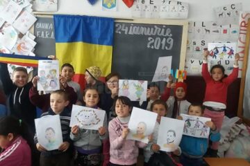 Copii din Programul de Eradicare a Sărăciei prin Educație de la Bahna Arini