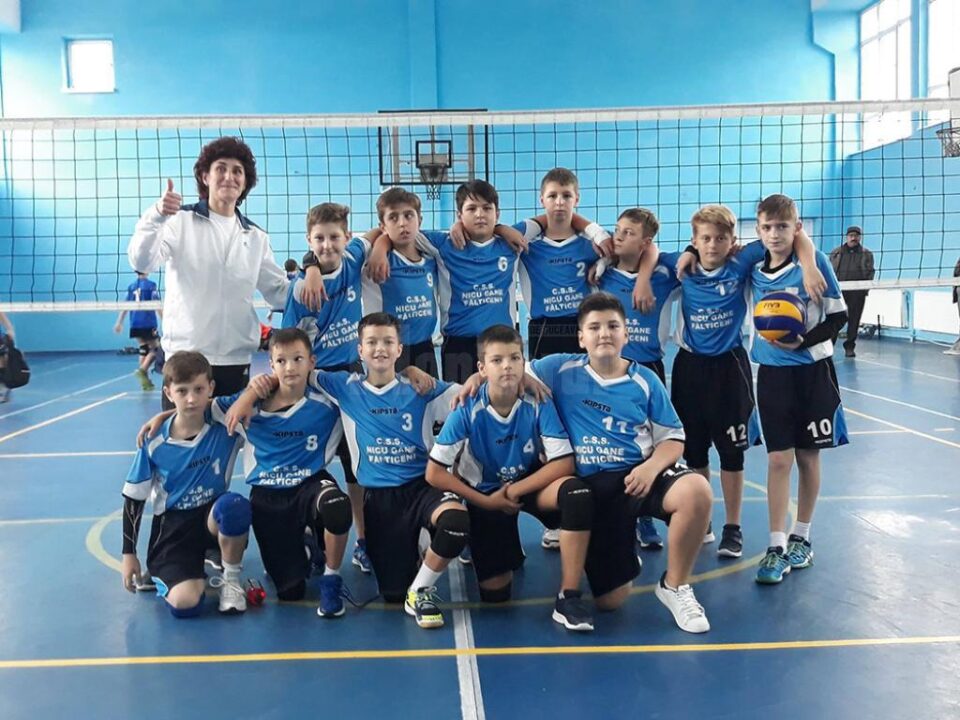 Echipa de minivolei CSS Nicu Gane Fălticeni, antrenor Diana Florișteanu