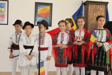 Copiii de la Așezământul „Sf. Ierarh Leontie” Rădăuți au sărbătorit Unirea Principatelor Române