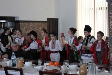 Copiii de la Așezământul „Sf. Ierarh Leontie” Rădăuți au sărbătorit Unirea Principatelor Române